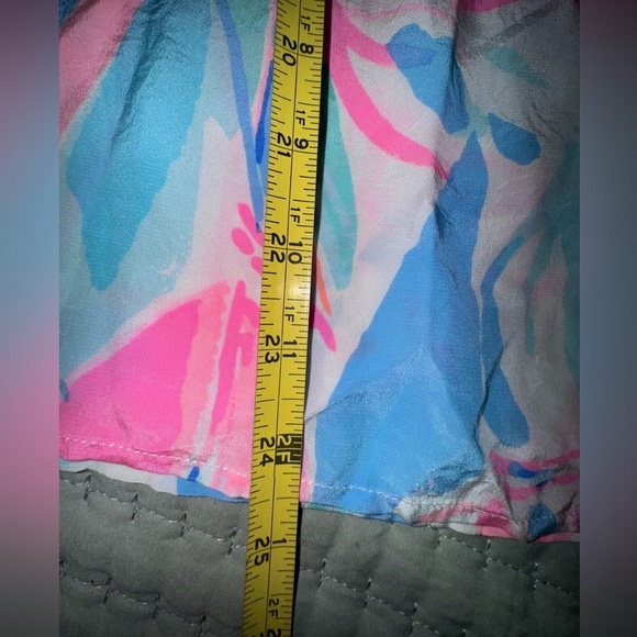 Lilly Pulitzer Elsa “Out To Sea” Top Women’s silk top Size Small VVGUC - Picture 6 of 13